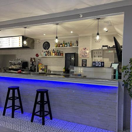 Hostal Restaurante Avenida De Madrid Terrassa Luaran gambar