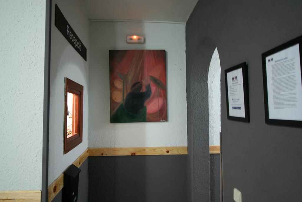Hostal Restaurante Avenida De Madrid Terrassa Luaran gambar
